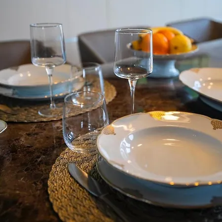 Luxury Penthouse With Rooftop Terrace Feriehus