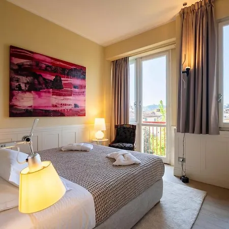 Luxury Penthouse With Rooftop Terrace *