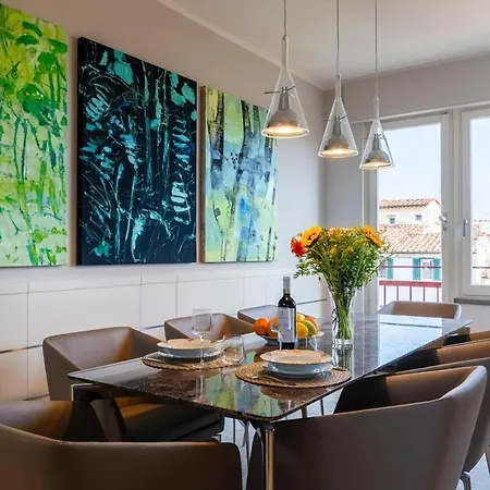 Luxury Penthouse With Rooftop Terrace Feriehus *